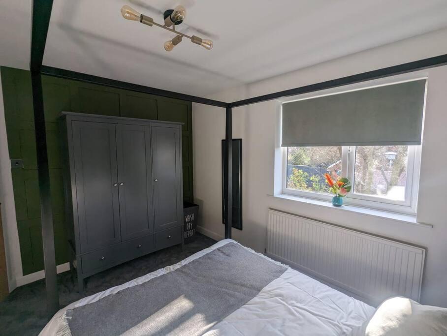 Cottage/boutique Style - Free Parking & Wi-fi *