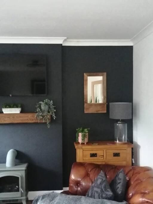 Cottage/boutique Style - Free Parking & Wi-fi Holiday home Kingston upon Hull